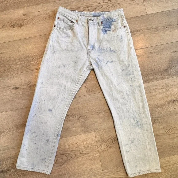 Levi's 501 Jeans Acid Wash Denim Straight Leg Women's Size 30 - Picture 1 of 8